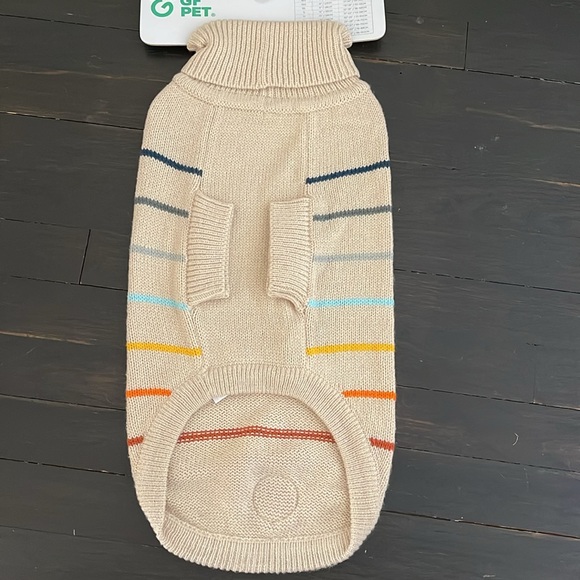 NWT GF Pet Sweater size: Large - Picture 2 of 4